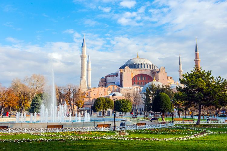 Istanbul 2 days Package tour with accommodation